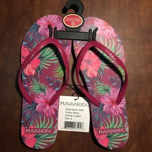 NWT Havanera Flip flops, pink floral